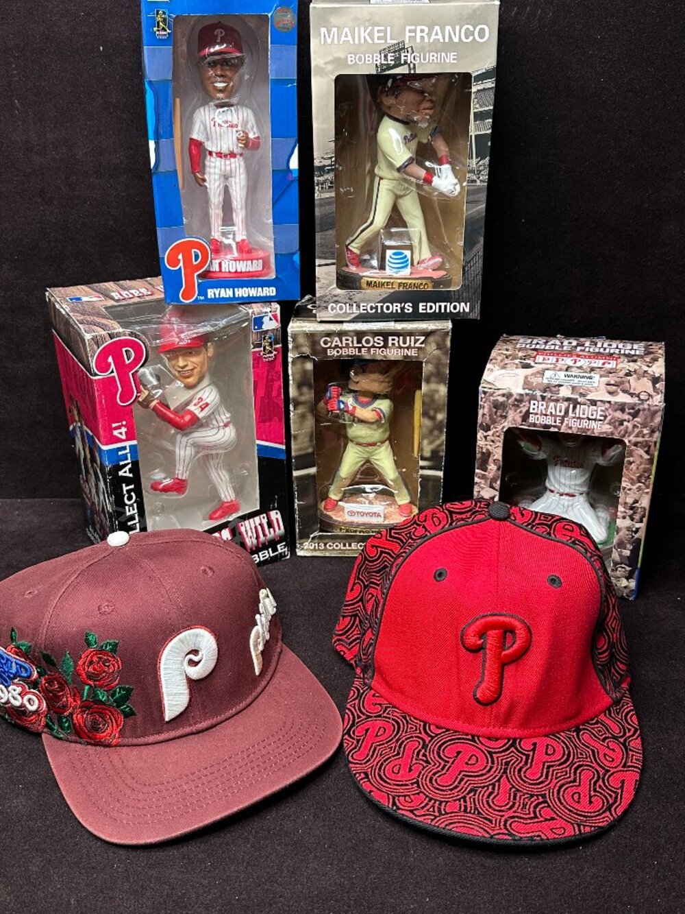 Philadelphia Phillies SGA Bobblehead Lot of 7 & 2 Hats